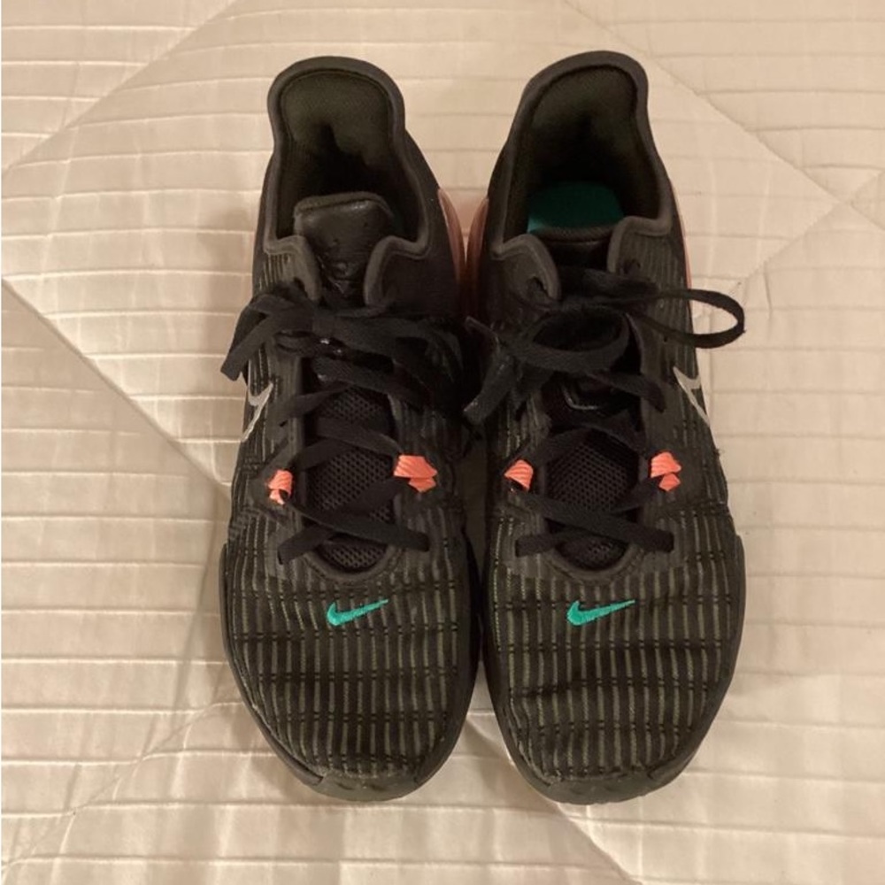 Nike LeBron Witness Black Crimson Pulse